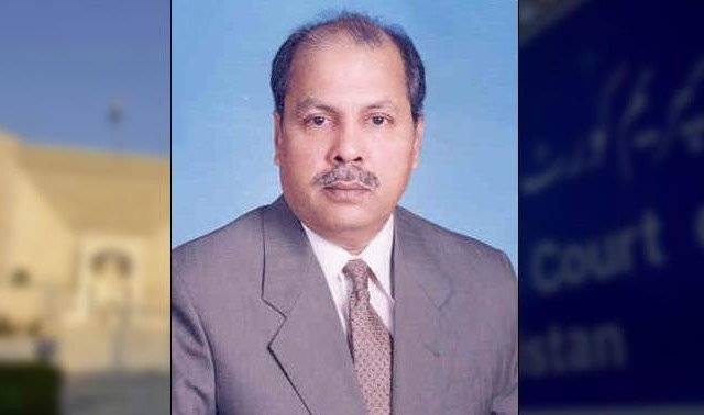 کنٹونمنٹ بورڈز میں کمرشل تعمیرات کا معاملہ،ایک میجر کے فیصلے نہیں چلیں گے،یہ سمندر کو بھی بیچ رہے ہیں:جسٹس گلزار