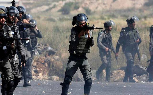 اسرائیلی فوج کی فائرنگ سے بیس فلسطینی زخمی ، ایک شہید ہو گیا 