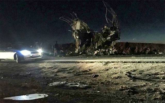 ایران میں بارڈر پٹرول فورسز کی بس پر خودکش حملہ ، 26 فوجی ہلاک