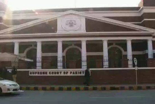 بھارتی قیدیوں سے متعلق کیس ،سپریم کورٹ کا وفاقی وزیر اطلاعات اور سیکرٹری پر اظہار برہمی 