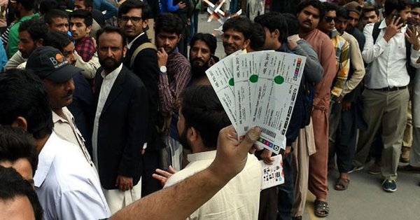 پی ایس ایل،پاکستان میں ہونیوالے میچوں کے ٹکٹس کی فروخت کا سلسلہ شروع
