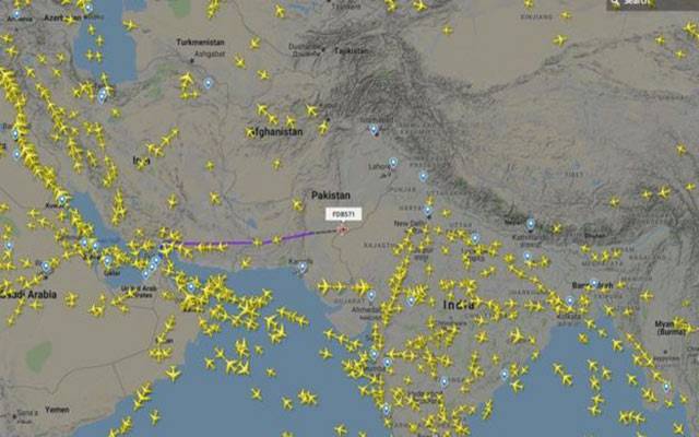 لائن آف کنٹرول پر کشیدگی: پاکستان نے فضائی حدود کمرشل پروازوں کے لیے بند کر دی