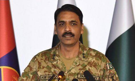 پاکستان کے زیر حراست  بھارت کا ایک پائلٹ ہے، ترجمان پاک فوج
