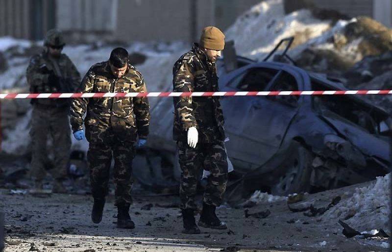 طالبان کا افغان ملٹری بیس پر حملہ، دو طرفہ فائرنگ جاری، 9 حملہ آور ہلاک