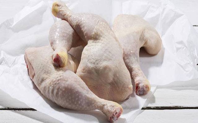 کچا گوشت پانی سے کیوں نہیں دھونا چاہئے؟ حیران کن حقائق