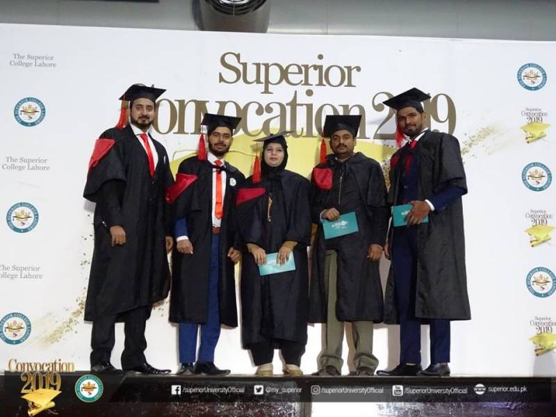 سپیریئر یونیورسٹی کا سالانہ کانووکیشن، 2300 طلبا و طالبات میں اسناد تقسیم