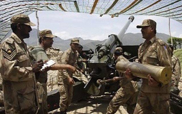 پاکستانی فوج کا ایل او سی پر دشمن کو کرارا جواب ، 8 بھارتی فوجی ہلاک ، 32 زخمی