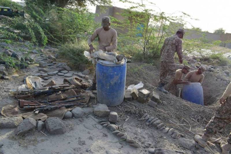 لائن آف کنٹرول پر صورتحال اس وقت قدرے بہتر ہے :آئی ایس پی آر
