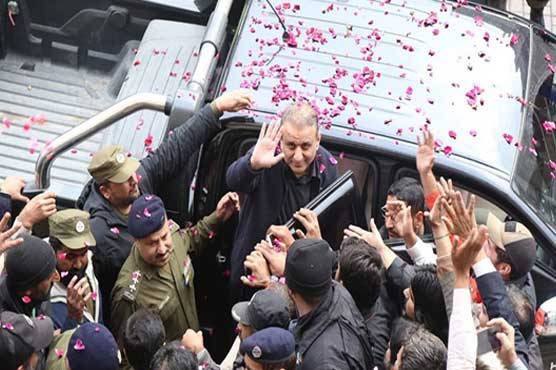 عدالت نے علیم خان کو 15 روزہ جوڈیشل ریمانڈ پر جیل بھیج دیا