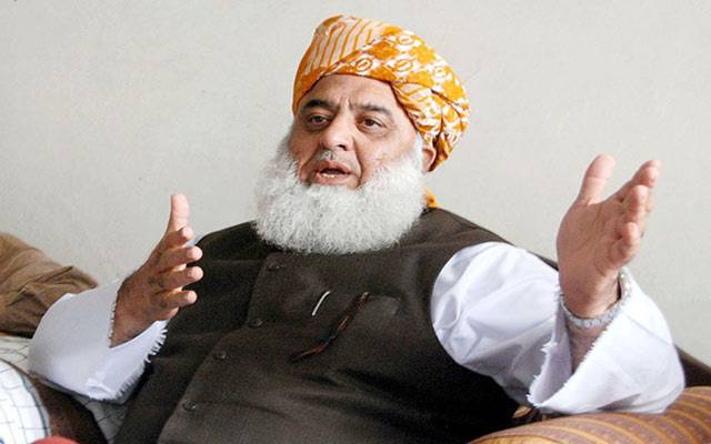 حکومت نے سی پیک منصوبہ ایک سال کیلئے روک دیا ہے: فضل الرحمن