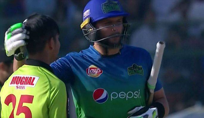 لاہور قلندرز کو  ملتان سلطانز کے ہاتھوں شکست