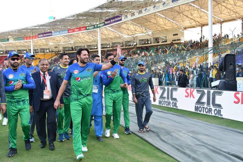 ایک میچ کی کارکردگی پر آپ کسی نئے کھلاڑی کو موقع دے کر پاکستان کی کیپ کو حقیر نہ بنائیں:شاہد آفریدی