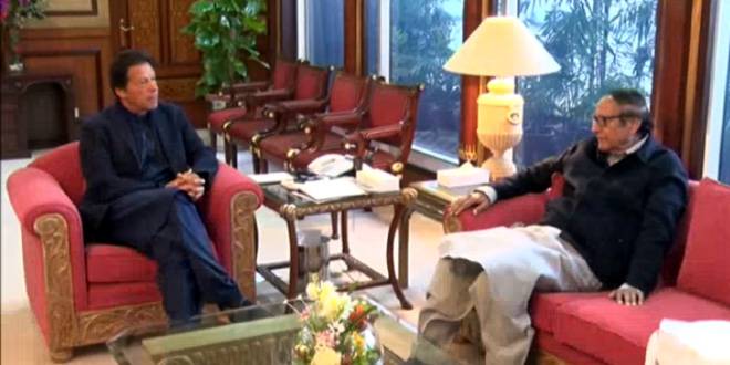 وزیرِ اعظم عمران خان سے چوہدری شجاعت حسین کی اہم  ملاقات,اندرونی کہانی سامنے آگئی 