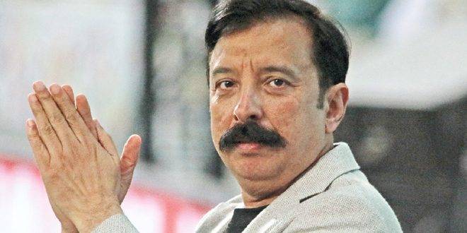 اصل بات یہ ہے کہ عاقب جاوید کو کوچ رکھنے کا مشورہ عمران خان نے دیا تھا:فواد رانا