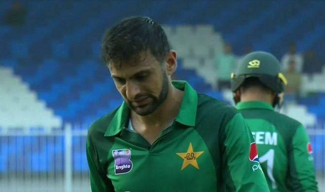 پاکستان نے آسٹریلیا کو جیت کے لیے 285 رنز کا ہدف دےدیا