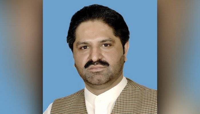 وفاقی وزیر علی محمد مہر مبینہ ڈکیتی میں زخمی