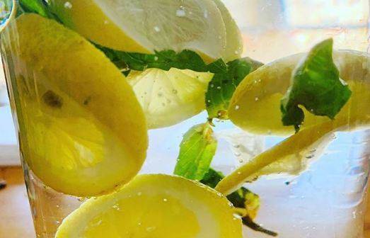  موسم گرما میں لیموں  قدرت کا انمول تحفہ 