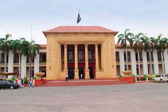 پنجاب حکومت کا وزراء اور اراکین کیلئے 70 نئی گاڑیاں خریدنے کا فیصلہ