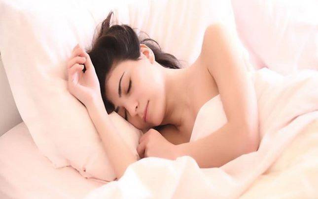 نیند کی کمی پیچیدہ بیماریوں کا باعث بن سکتی ہے 