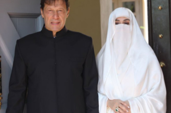 وزیراعظم عمران خان کے سماجی رابطے کی ویب سائٹ ٹوئٹر پر 94لاکھ سے زائد فالوورز 