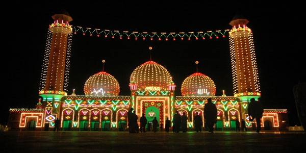 ملک بھر میں شب برات آج انتہائی عقیدت اور احترام سے منائی جائے گی
