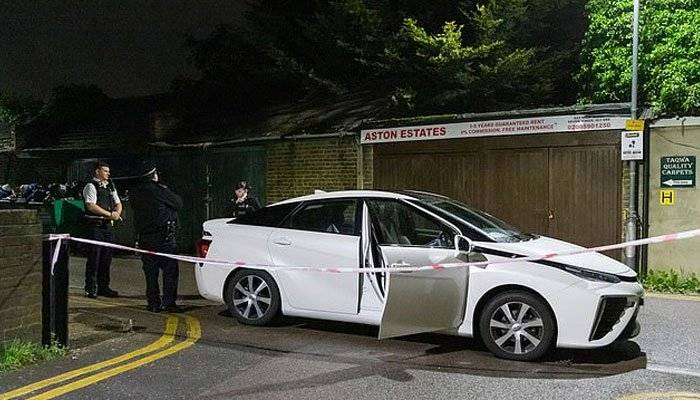 لندن :مسلح شخص کی تراویح کے دوران مسجد میں گھسنے کی کوشش، ملزم فرار