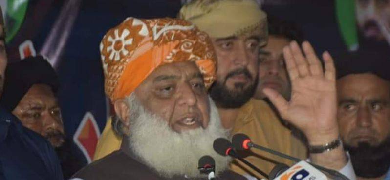وزیراعظم انجام سے ڈریں، گرفتاریاں سیاستدانوں کونہیں ڈراسکتیں، مولانا فضل الرحمان