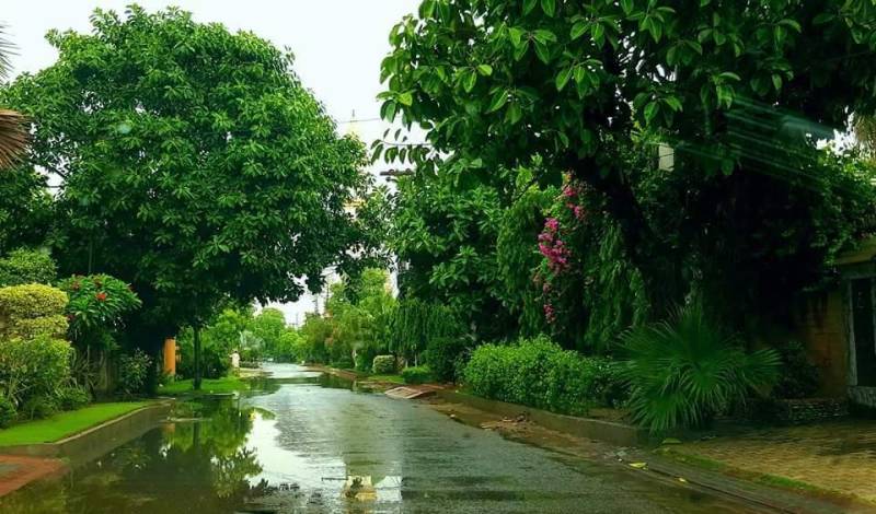 پنجاب اور کے پی میں موسلاد ھار بارش سے موسم خوشگوار،سائیکلون وایو طوفان کراچی ساحل سے ٹکرائے گا