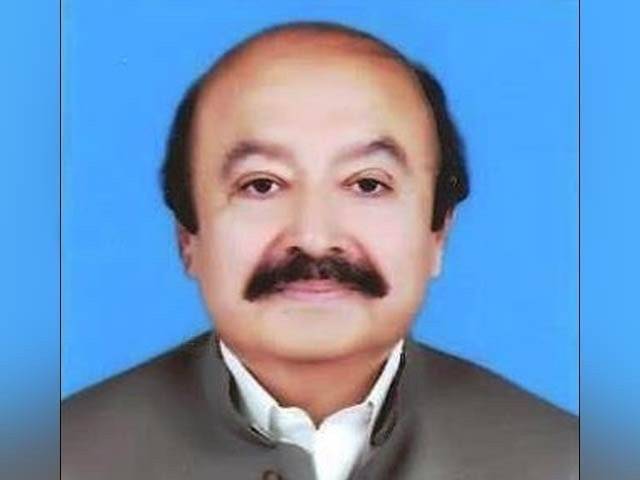 وزیر جنگلات پنجاب سبطین خان کرپشن الزام پر عہدے سے مستعفی