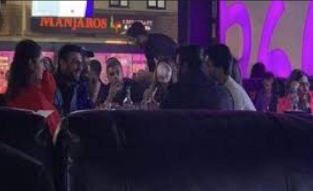 بھارت کیخلاف میچ سے ایک رات قبل قومی ٹیم کے کھلاڑیوں کی شیشہ کلب میں ویڈیو منظر عام پر آگئی