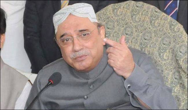پاکستان کا موجودہ وزیراعظم چھپکلی سے ڈرتا ہے: آصف زرداری