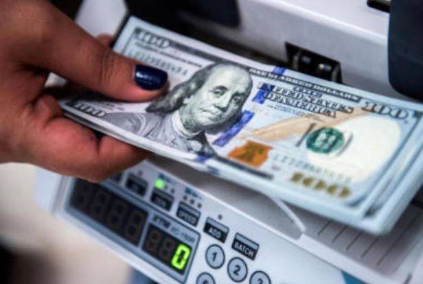 اپوزیشن جماعتوں کاڈالر کی بڑھتی ہوئی قیمت کو ایوان میں اٹھانے کا فیصلہ 