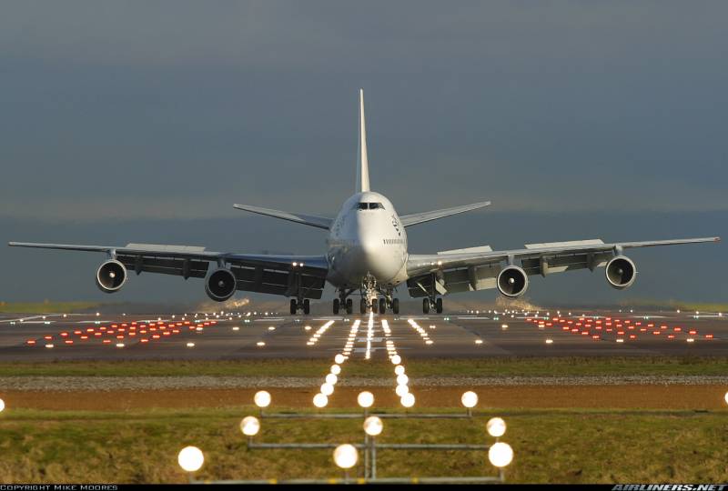 لاہور ایئرپورٹ پر پرندوں کی یلغار، طیاروں کو لینڈنگ سے روک دیا گیا