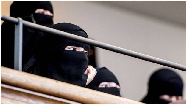 نیدر لینڈز میں برقعہ پہننے پر پابندی عائد کر دی گئی