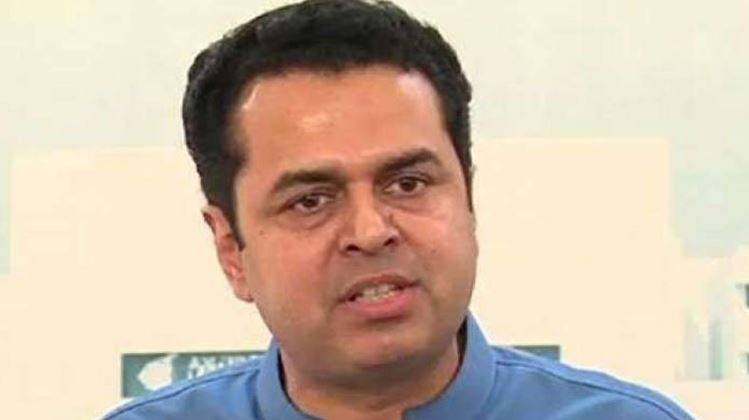 فردوس باجی ابھی تو اجلاس شروع نہیں ہوا اور آپ کی چیخیں نکل رہی ہیں ، طلال چودھری 
