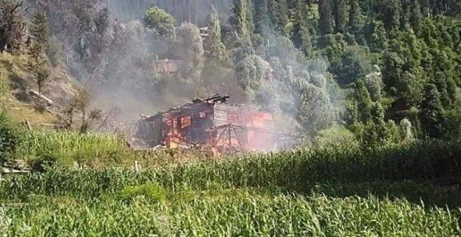  ایل او سی پر پاک فوج کی جوابی کارروائی میں 3 بھارتی فوجی مارے گئے