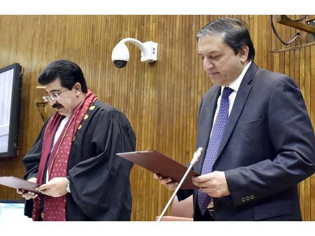 چیئرمین و ڈپٹی چیئرمین سینیٹ کیخلاف تحریک عدم اعتماد پر رائے شماری آج ہو گی