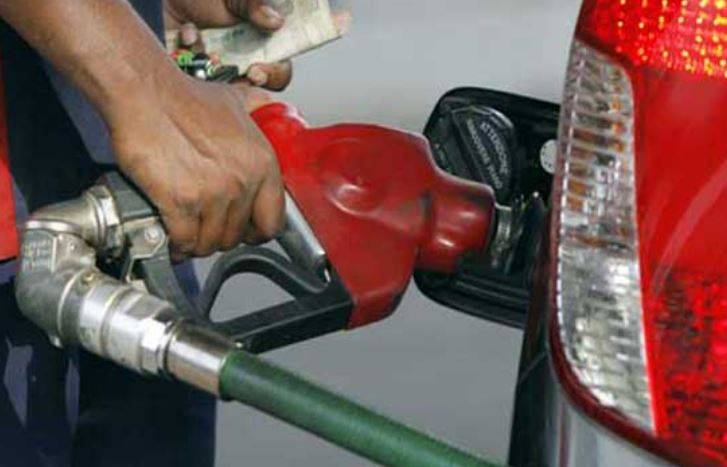 لاہور ہائیکورٹ میں پٹرولیم مصنوعات کی قیمتوں میں اضافہ چیلنج کردیا گیا