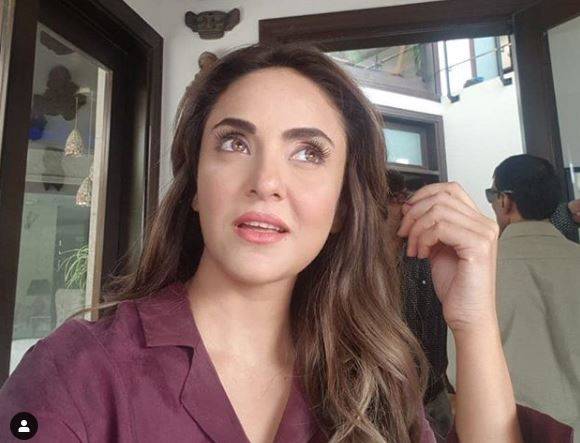 ماہرہ اور مہوش دونوں کو اداکاری نہیں آتی، نادیہ خان