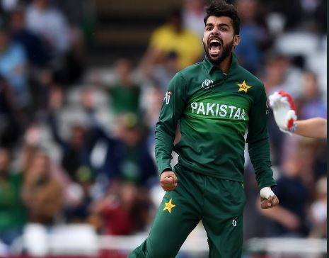 مکی آرتھر کی شاداب خان کو ٹی 20اور ون ڈے میں نیا کپتان بنانے کی تجویز 