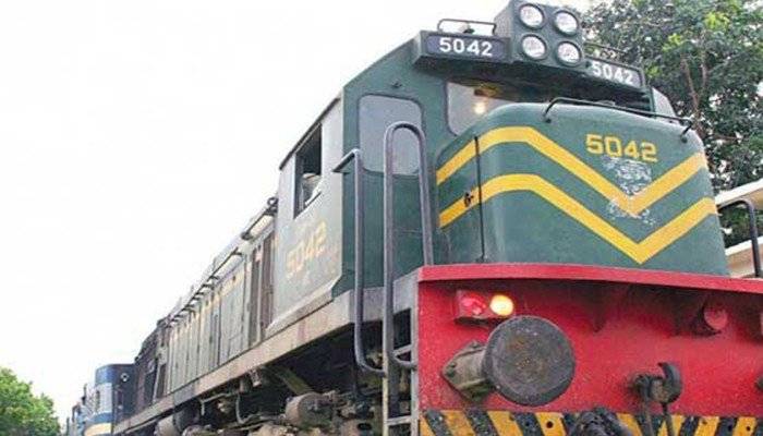 وزیر ریلوے کا سمجھوتہ کے بعد تھر ایکسپریس بھی بند کرنے کا اعلان