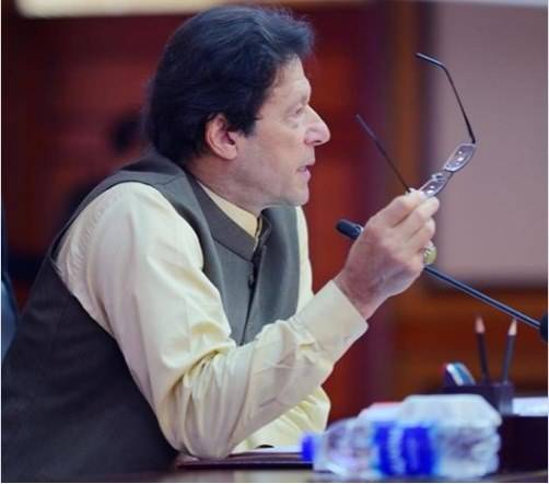 جنگ کے خطرات بڑھ رہے ہیں ،عمران خان