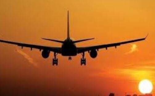 وزیراعظم کا بھارت کیلئے فضائی راستہ بند کرنے پر غور 