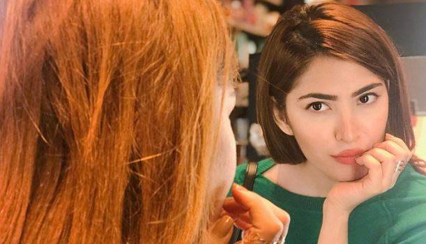 میری اچھی جلد کا راز کافی، چائے اور سوڈا سے اجتناب ہے، نیمل خاو ر
