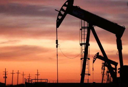 سعودی آئل تنصیبات پر حملہ کے بعد عالمی منڈی میں تیل کی قیمتوں میں اضافہ