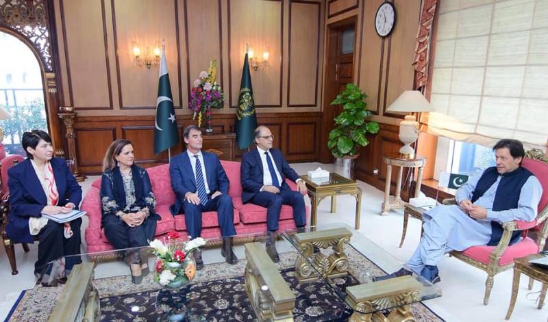 وزیراعظم سے آئی ایم ایف کے وفد کی ملاقات، معاشی امور پر تبادلہ خیال