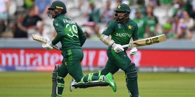 دوسرے ون ڈ ے میں پاکستان نے سری لنکا کو جیت کیلئے 306رنز کا ہدف دیدیا