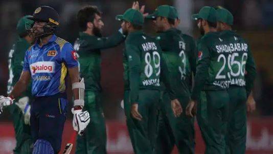 پاکستان نے سری لنکا کو 67 رنز سے شکست دے دی 