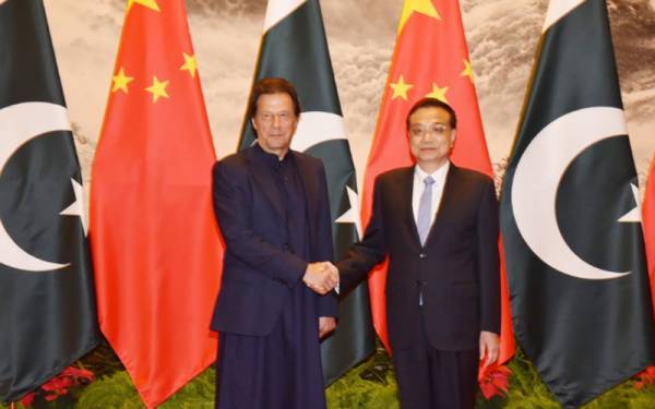 وزیراعظم کی چینی ہم منصب سے ملاقات کا اعلامیہ جاری،مسئلہ کشمیر سمیت اہم امور پر تبادلہ خیال