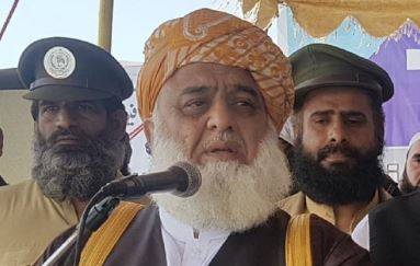 مولانا فضل الرحمان نے حکومت کیخلاف آزادی مارچ کو قومی تحریک قرار دےدیا 